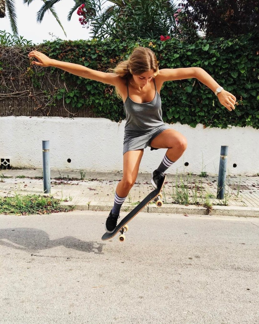 Rachel Wingberg Skateboarder