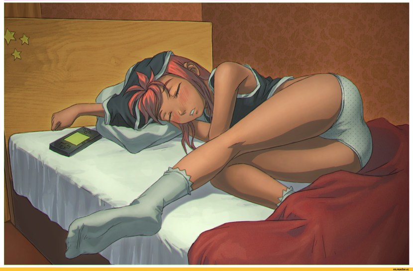 Kate Bekinsale in bed