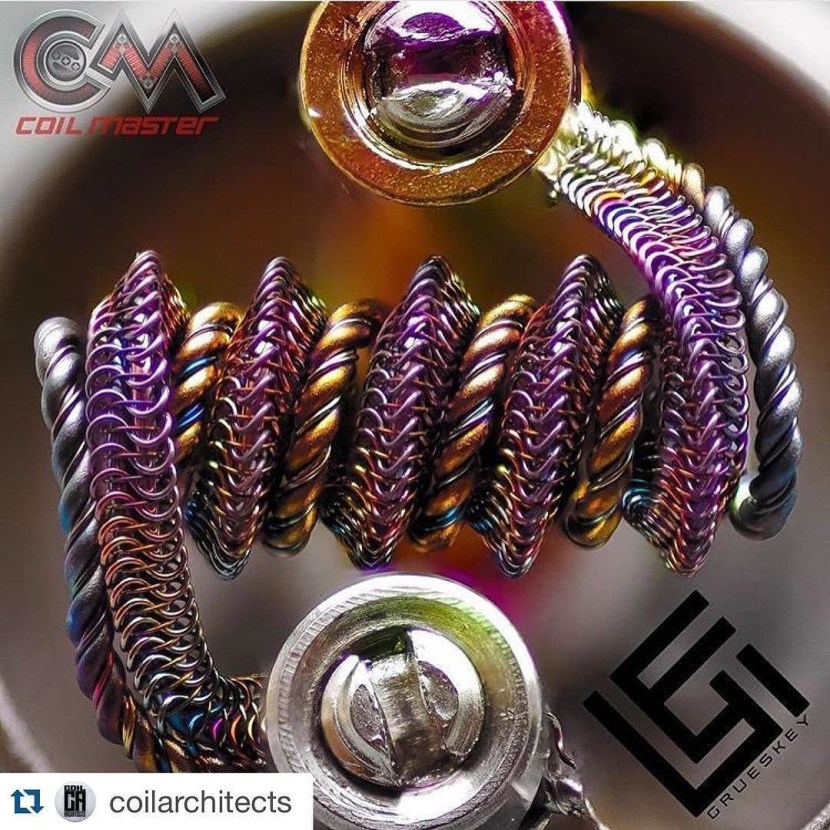 Gwen Staisi man spider through the universes Miles Morales 2018