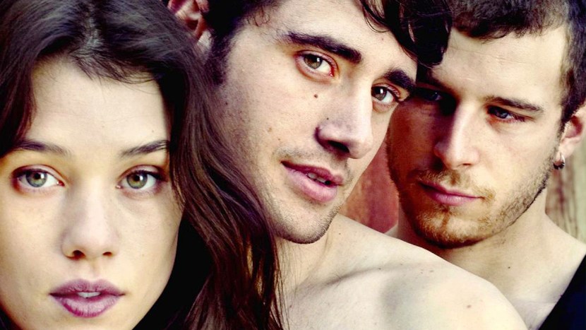 Katherine Winnik bed scenes Vikings