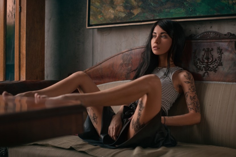 Freya Mayer, Lottie Magne