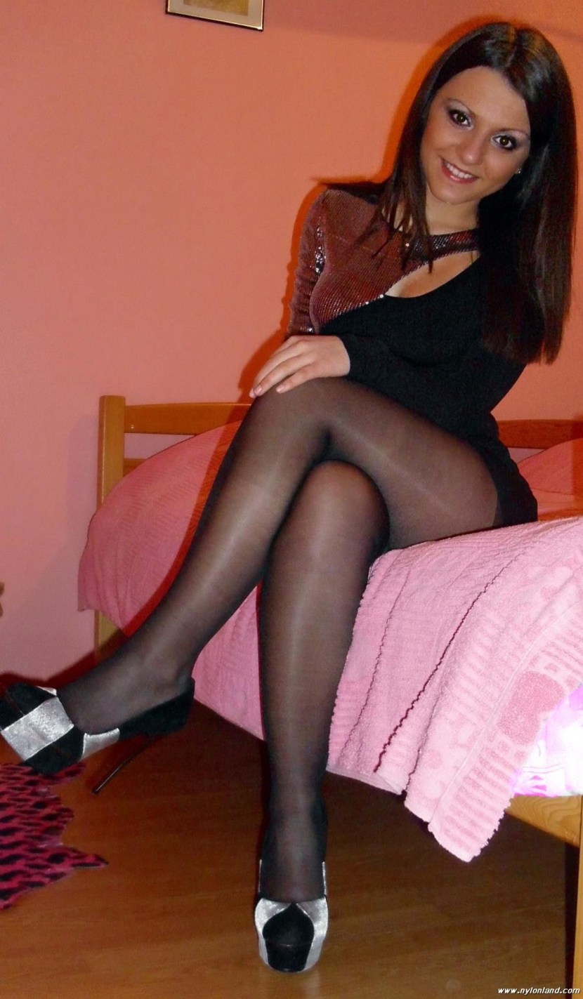 Girls Pantyhose amateur