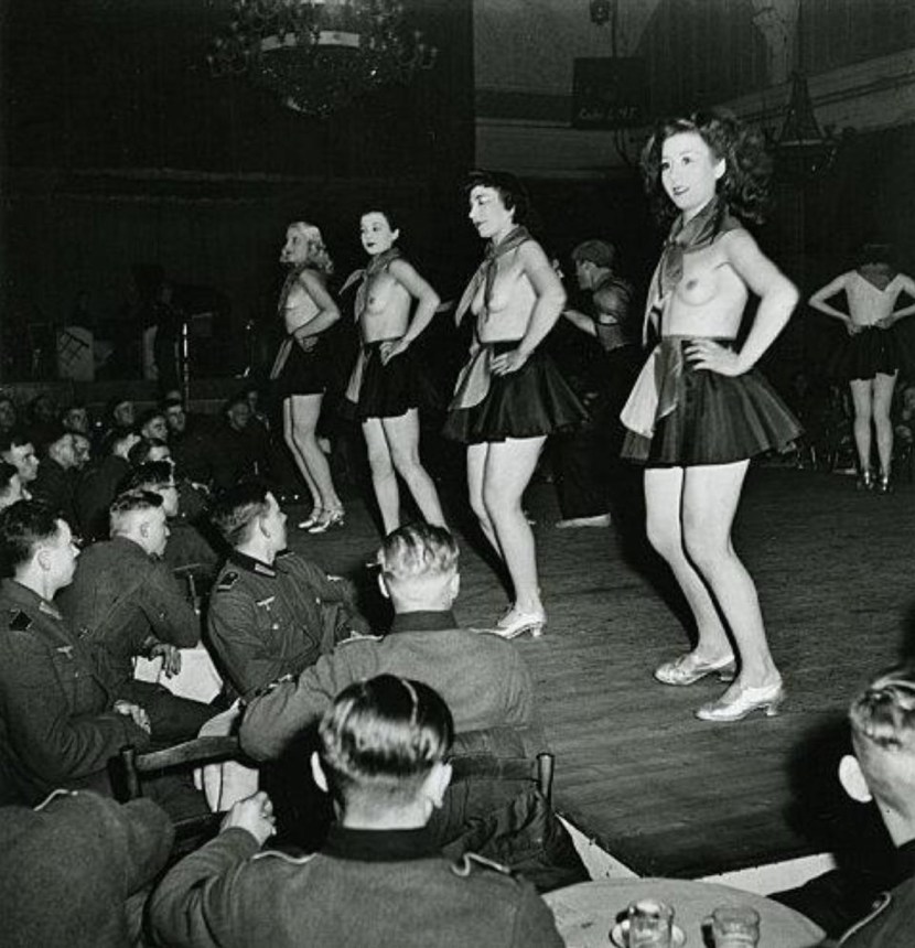 Sexual age pyramid of the population of Germany