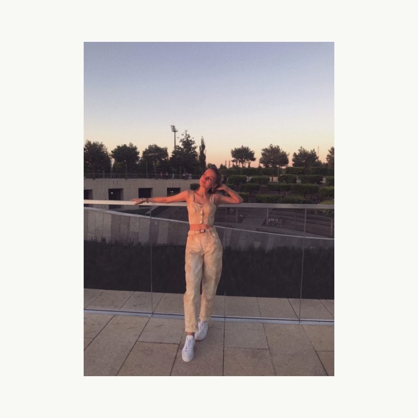 Dasha Sunsishnikova naked 18