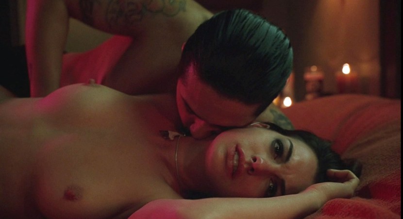 Anne Hathaway Naked in the film Love and other medicines