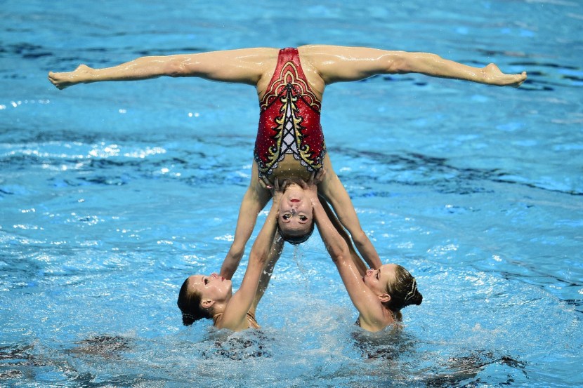 Swimming without swimsuits