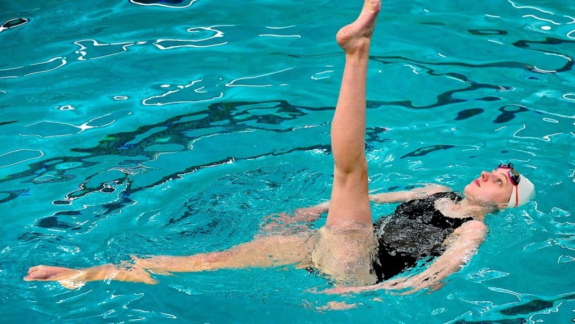 Protruding with water