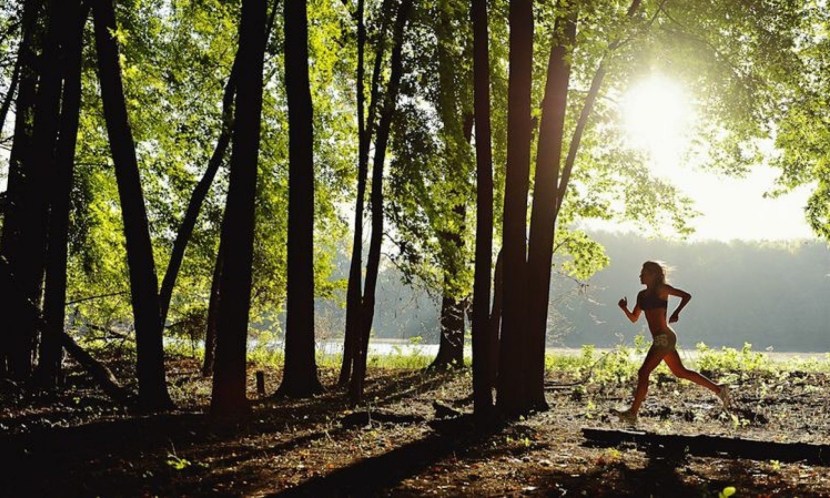 Russian teen Anya Masturbate in the Forest