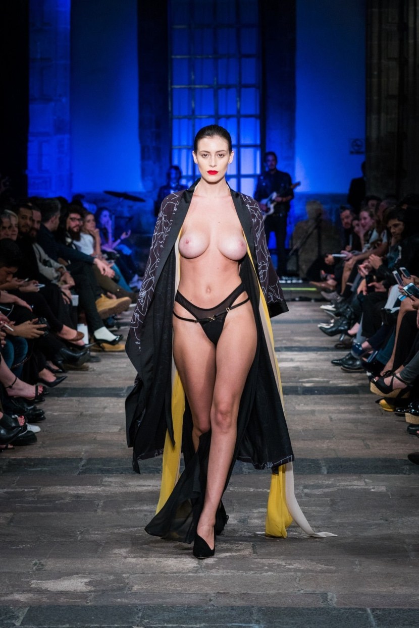 Runway Models Nude and Nip Slip Compilation Runway Models Nude and Nip Slip Compilation Models