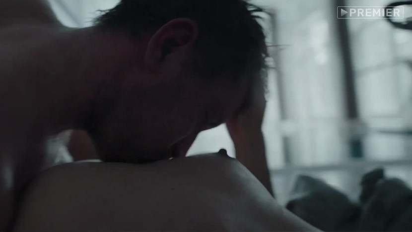 Maryana Spivak bed stage