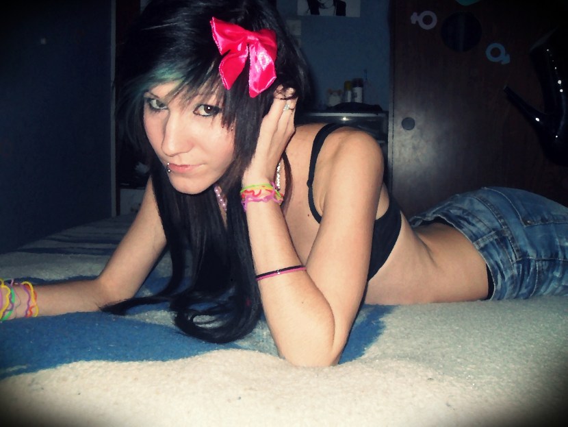 Photos of naked emo girls