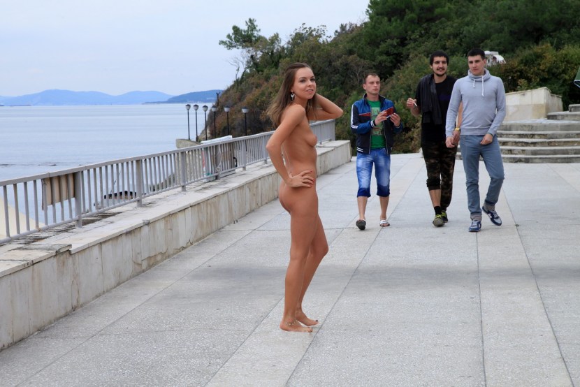 Without panties on the embankment