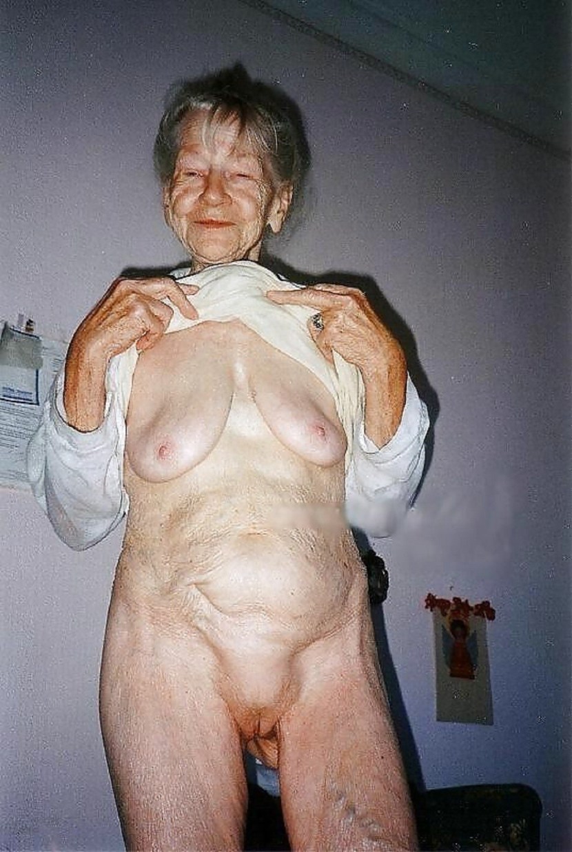 The oldest naked women