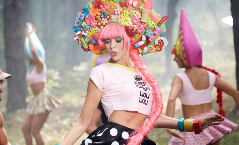 Olya Polyakova is hot