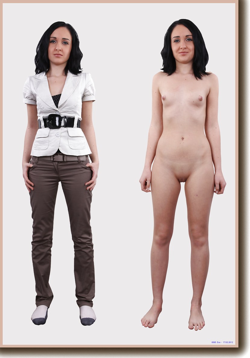 Group Naked Casting at the photographer