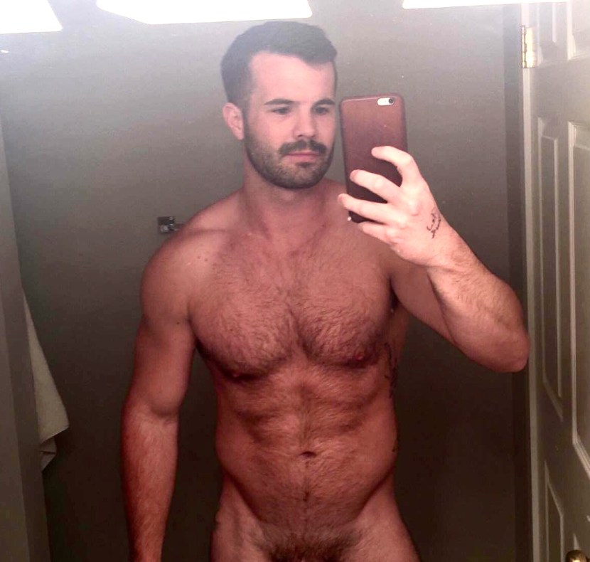 Simon Dunn Naked without panties