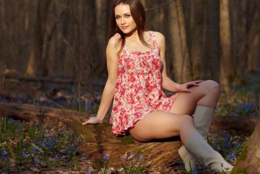 Anita Silver Starlets