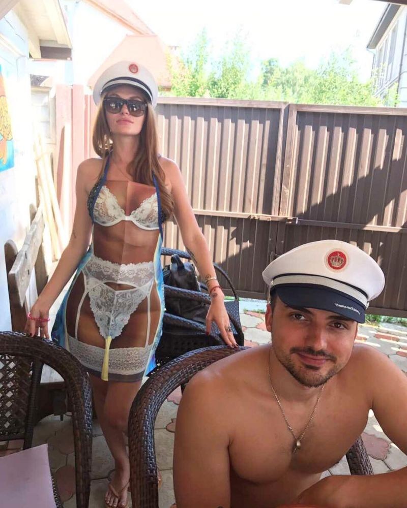 Glory to the Kaminsky biography