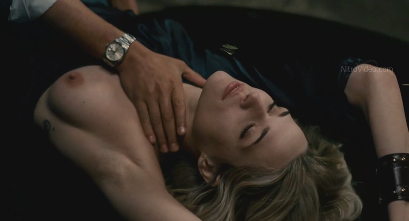 Laura Weissbekker Naked