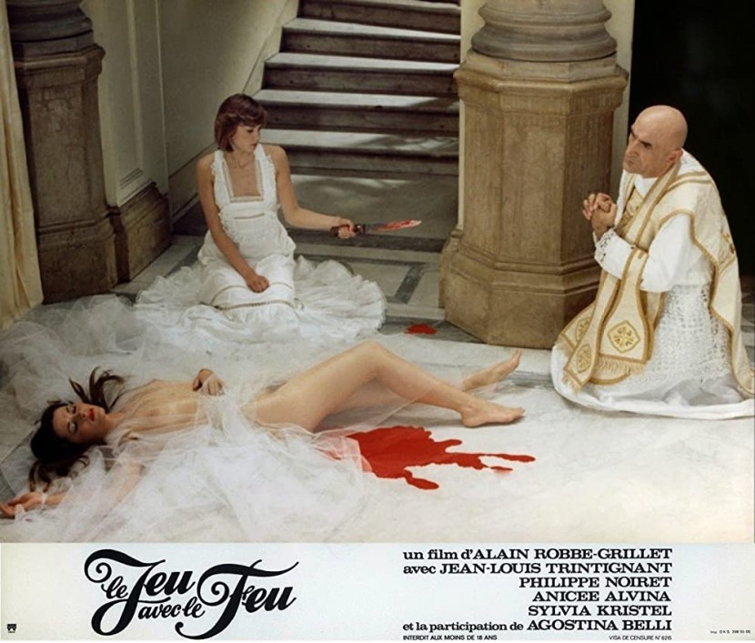 Film game with fire 1975