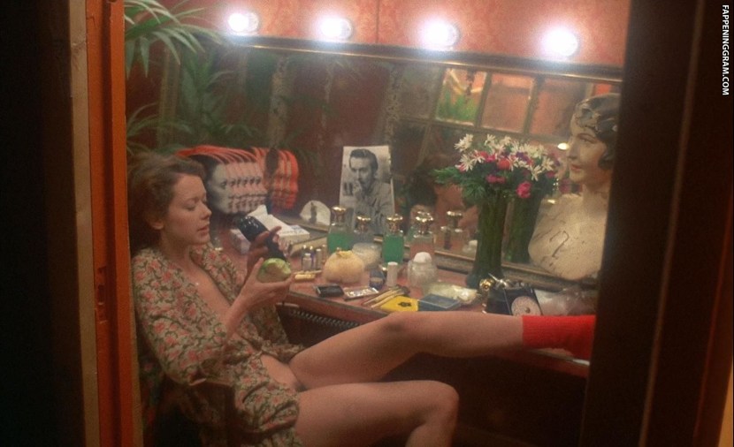 Naked Emmanuel Sylvia Cristel 1974