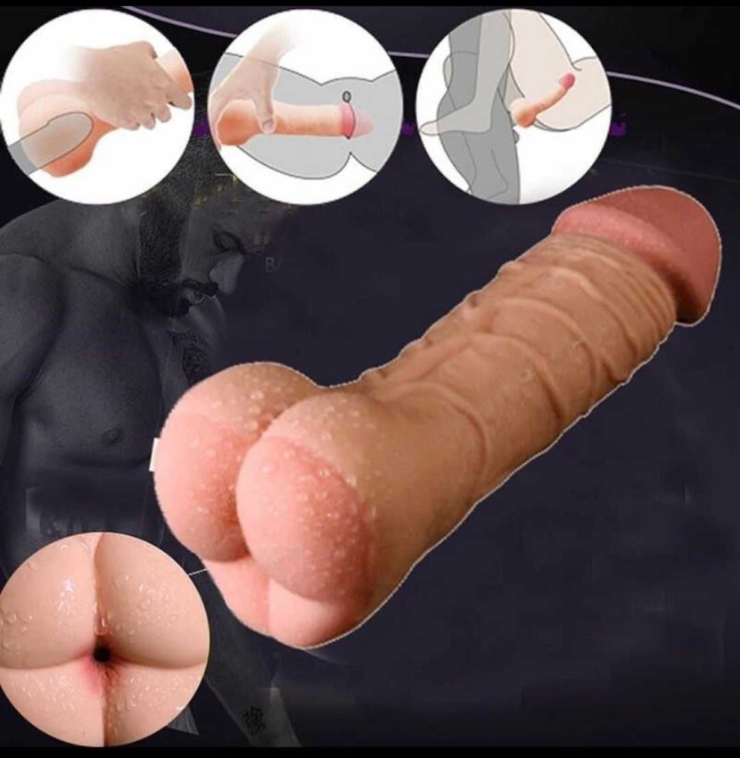 Kelsey Monroe rides a member