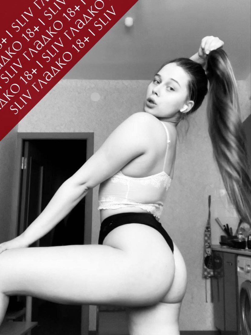 Evelina Darling Tushy Stephanie Moon Anal