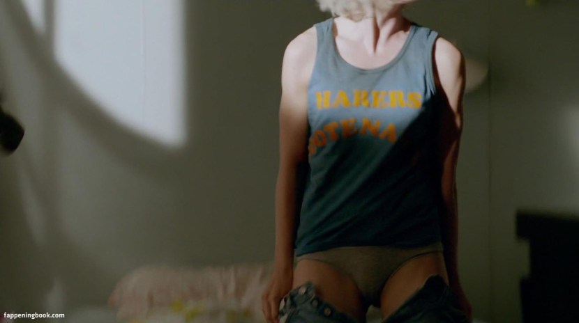 Mackenzie Davis Terminator Nude