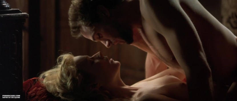 Actress Gwyneth Paltrow naked