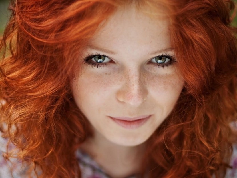 Eve Elphi red hair