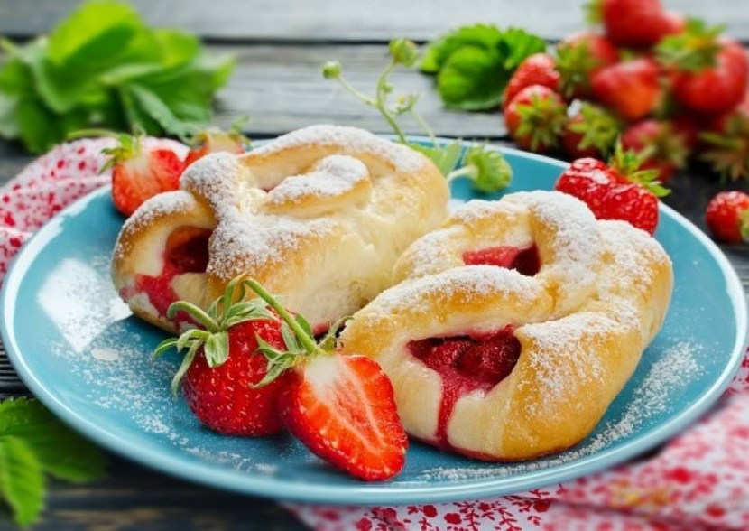 Cream strawberries erotic