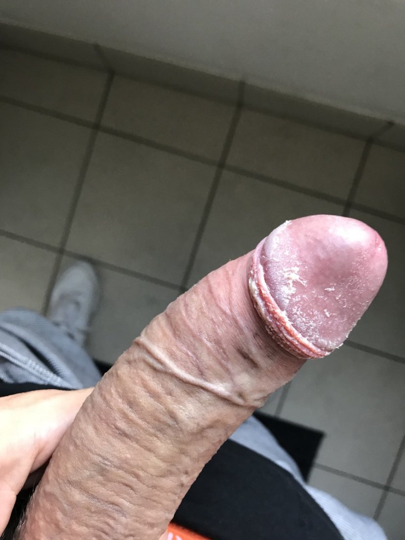 Real Amateur Showing His Big White Penis Pichunter