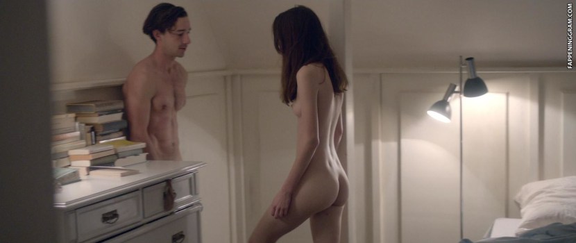 Steisi Martin Nudeka