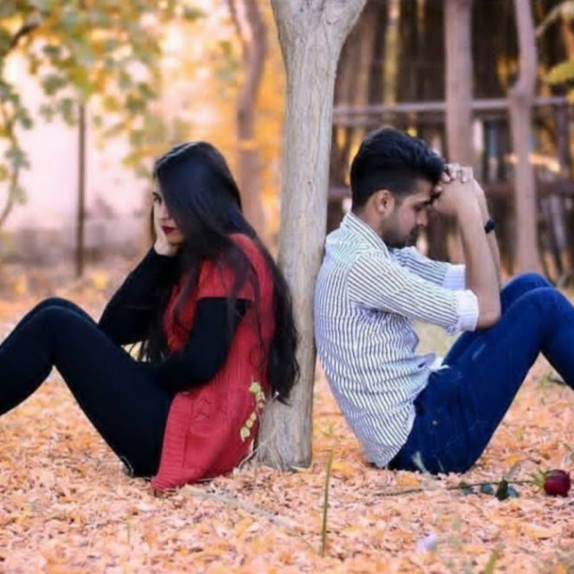 The play icon is white