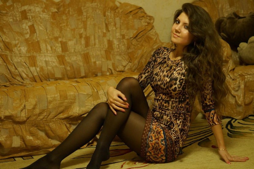Armenian girls in pantyhose