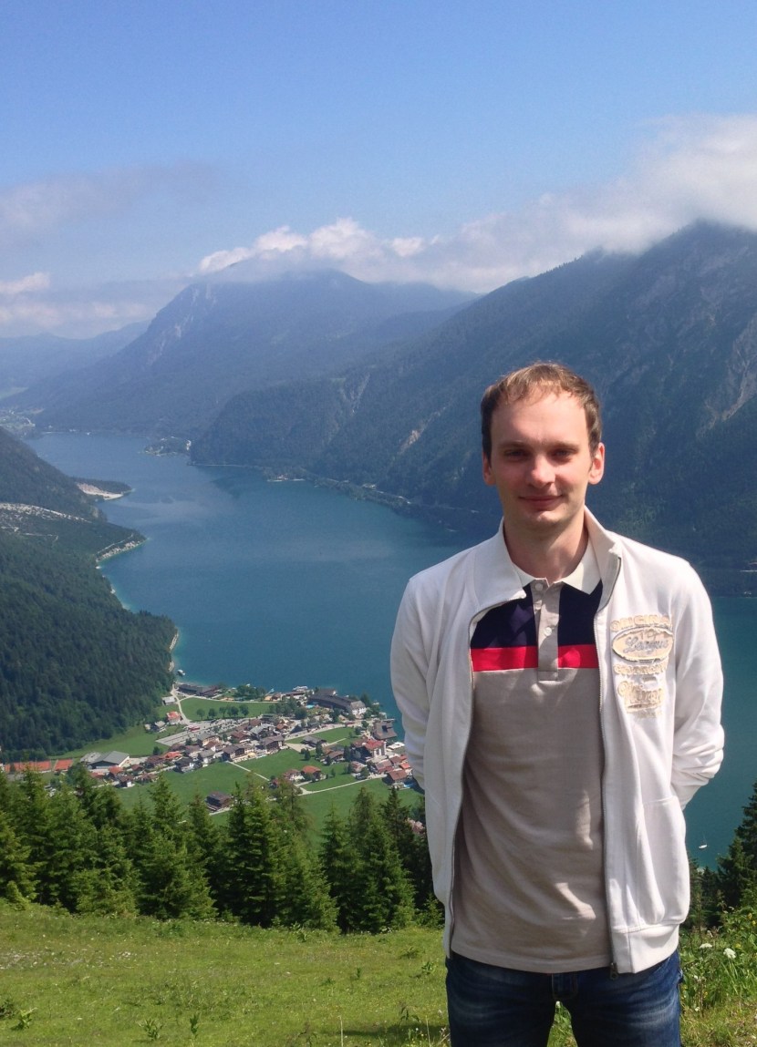 Damed the girl in the park