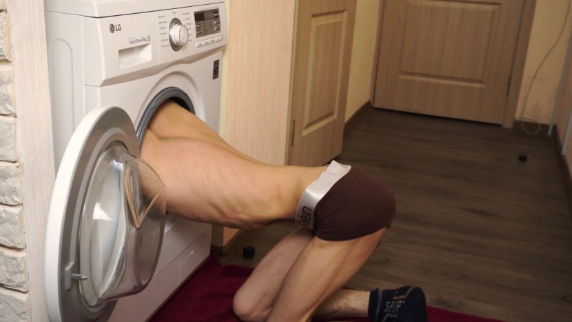 STEP Sister IS Stuck in the Washing Machine Sex