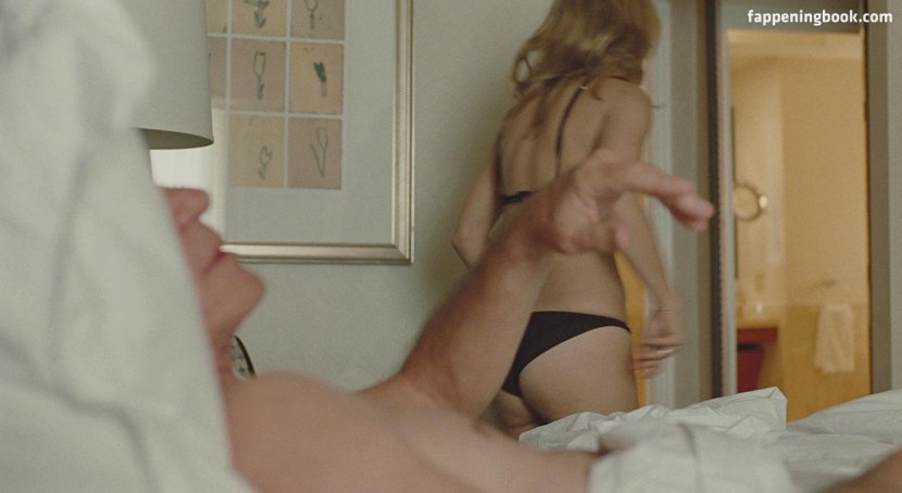 Actress Maria Bello Naked