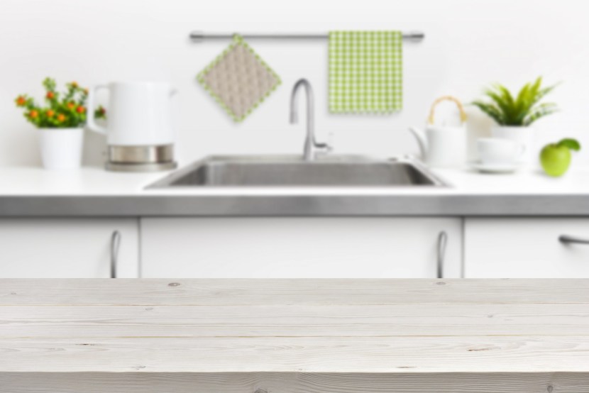 Yakuza Kiryu Slams Table