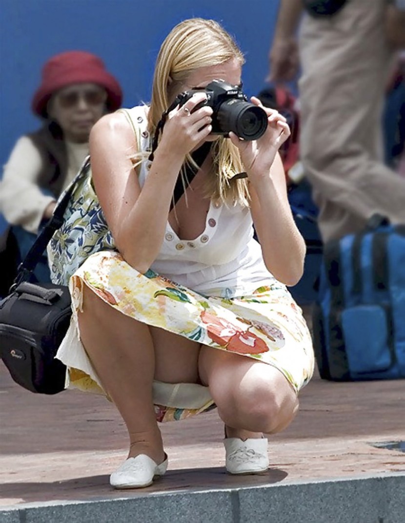 Girls show panties on the street