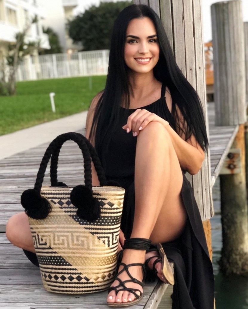 Scarlet Brunette Pornstar