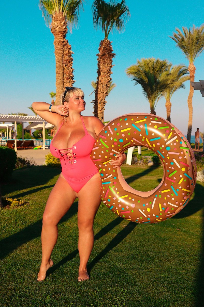 Mila Kuznetsova in Leather