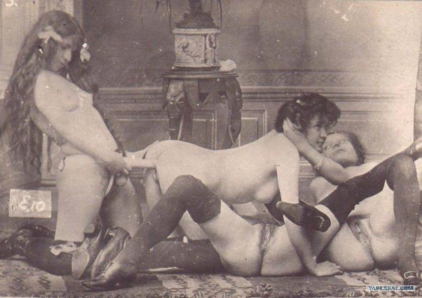 Naked women in the past