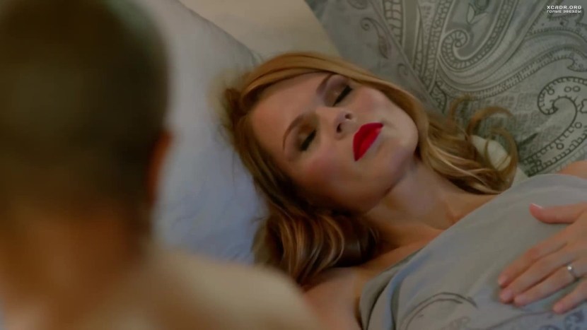 Olga Venikova in the series Hotel Eleon