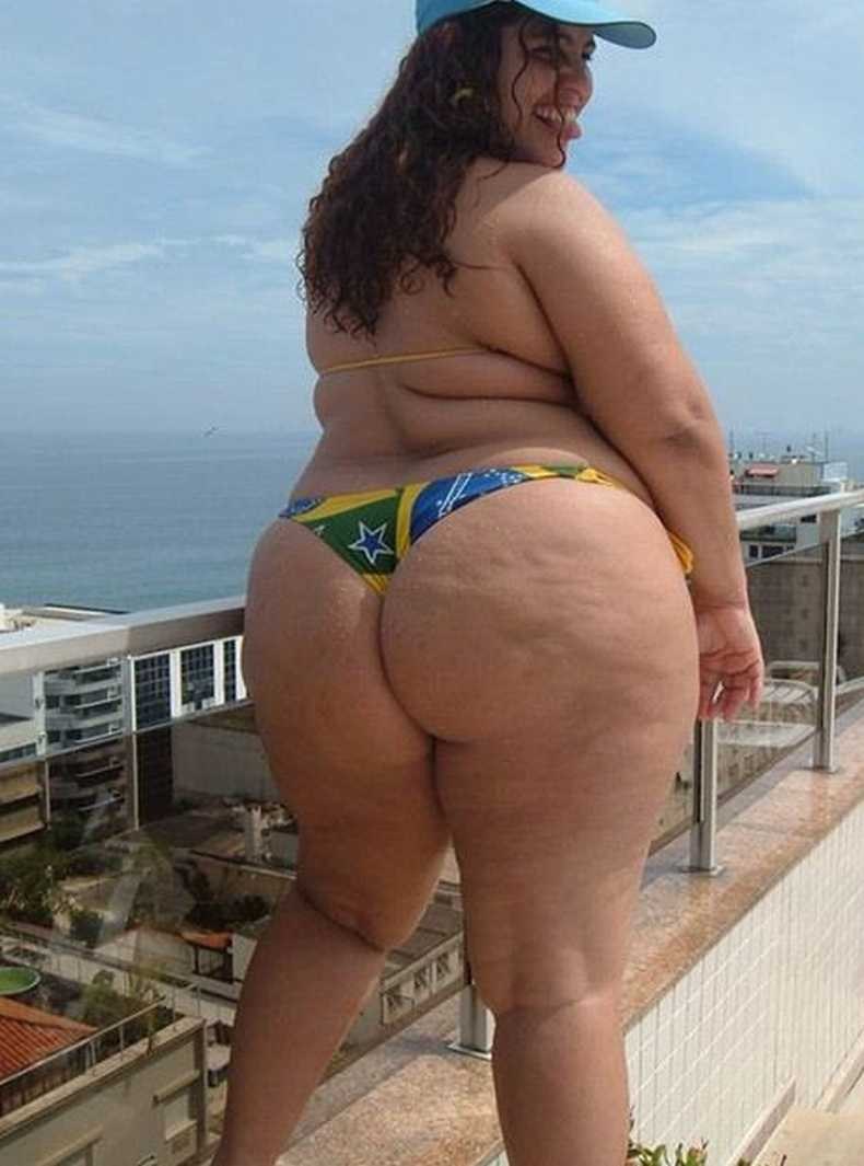 Thick women in thongs