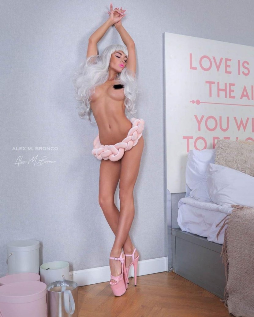 Julia Reutova Julia Reutova Nude