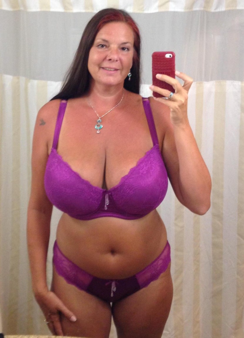 Huge boobs Carrie Moon