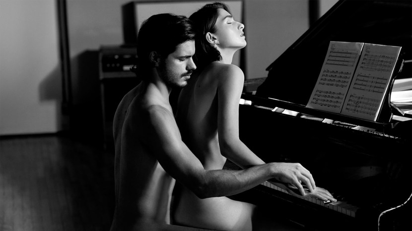Erotic pianist