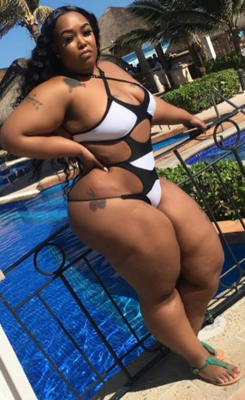 Bubble Ass Wide Hips Ebony