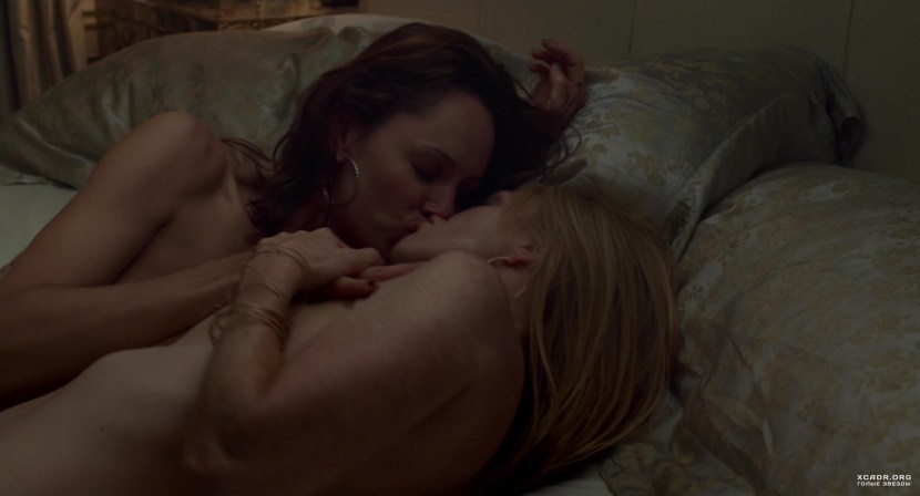 Julianna Moore Lesbian Stages